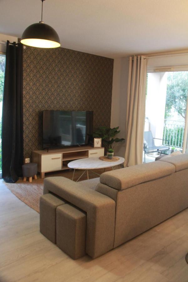 La Villa Ondine - Spacieux Appartement Sur Les Collines Nicoises - Piscine - 2 Parkings - Clim - Wifi Ницца Экстерьер фото